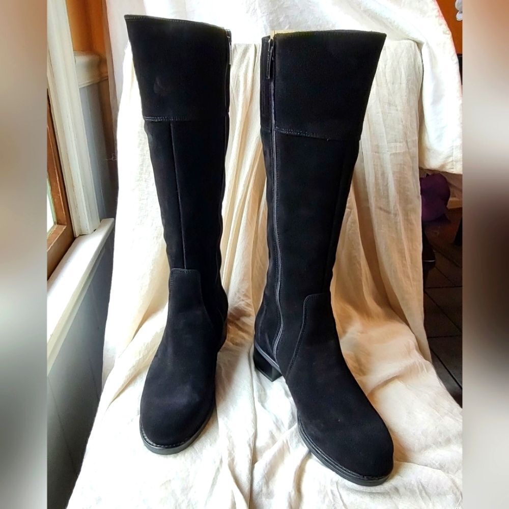 La Canadienne Black Suede Riding Boots Womens 6 Wide Waterproof Quiet Luxury NWT - Picture 2 of 10